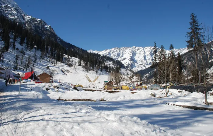 Dehradun to Manali Taxi Service